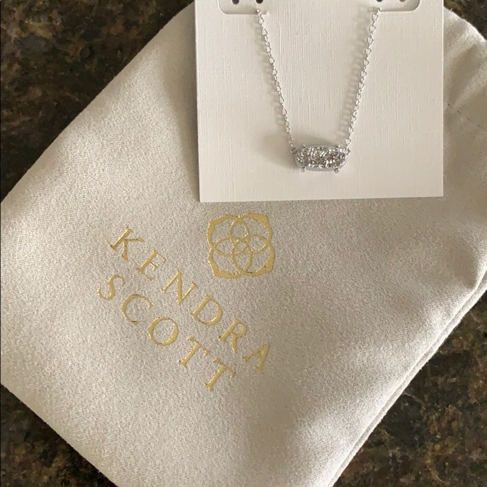Kendra Scott silver bar necklace